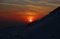 In vetta al Pizzo Formico e discesa al Rif. Parafulmen con amici in un tramonto di fuoco il 21 febbraio 09  - FOTOGALLERY